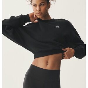 ALO Yoga Cropped Accolade Crewneck Classic Black NWT